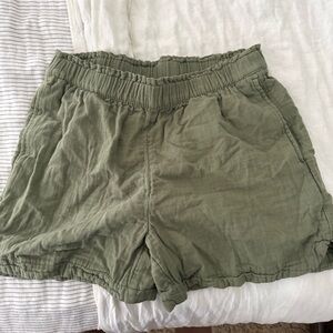 NOWT linen Old Navy shorts green medium